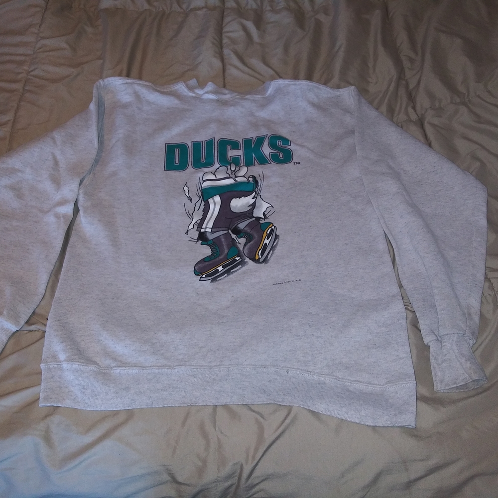 Anaheim Mighty Ducks NHL Nutmeg Crewneck Size Large Breakthrough Vintage 90s - Picture 2 of 7